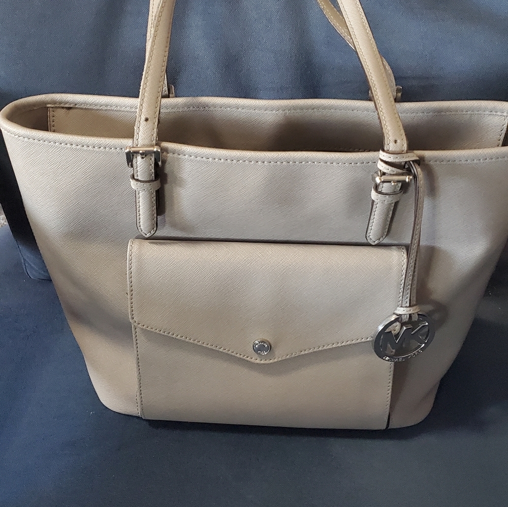 Michael Kors Tote
